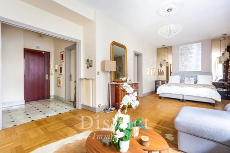 Appartement à louer à Paris 8Ème - Photo 2