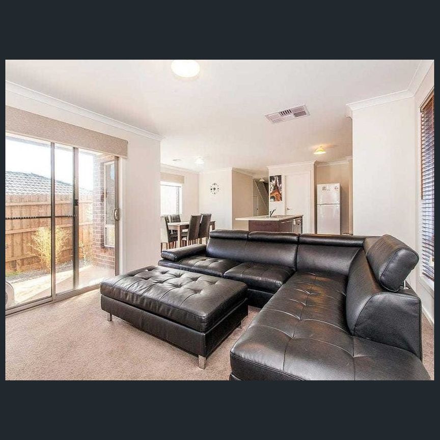 Spacious family home - Photo 1