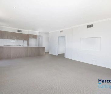“Ideal Location!” - Photo 3