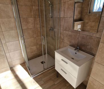 Saint victoret dans un petit immeuble un appartement de type 2 meublé, - Photo 4