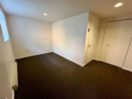 93 Lower Union Street - Unit 1 - 4 bed, 1 bath - STUDENTS! HALF OFF FIRST MONTHS RENT (MAY 1) - Photo 5