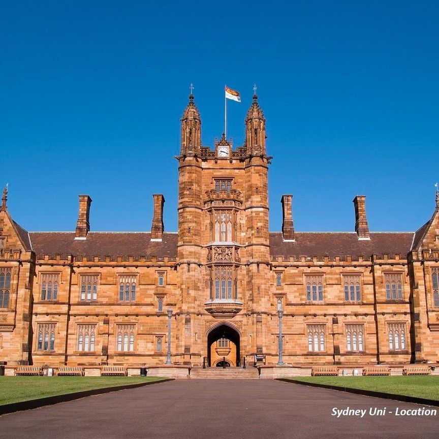 Dual-Level Apartment in Ultra Convenient Location - Photo 1