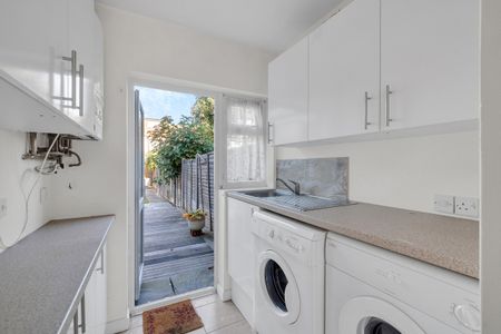 Manship Road, Mitcham, CR4 - Photo 2