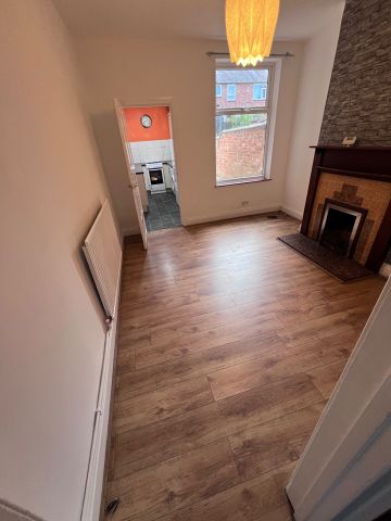 2 Bed Terraced House, Rowan Street, LE3 - Photo 3