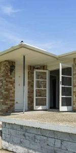 Sizeable family home - Photo 4