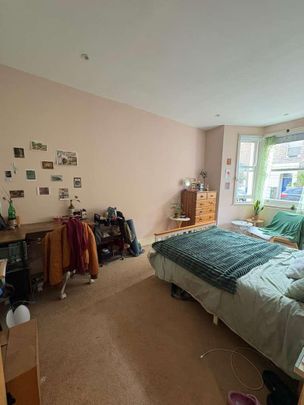 6 bedroom house share to rent - Photo 1