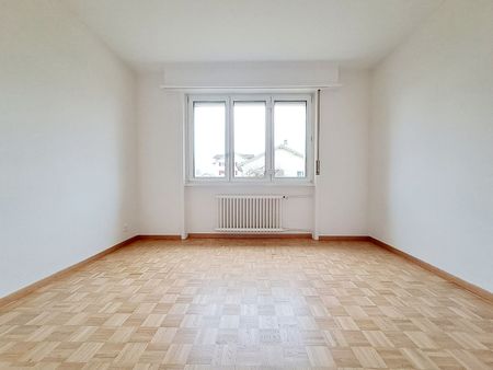 ROCHE 7, 2.5-room apartment two minutes from the center - Foto 5