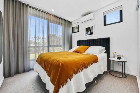 STYLISH TWO BEDROOM LIVING IN PRIME CHELTENHAM LOCATION - Photo 3