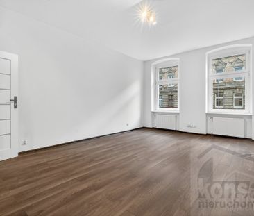 Duże mieszkanie w centrum! - Photo 1