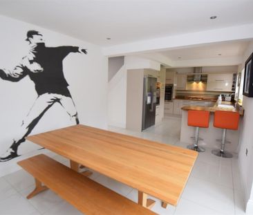 3 bedroom House To Let - Photo 6