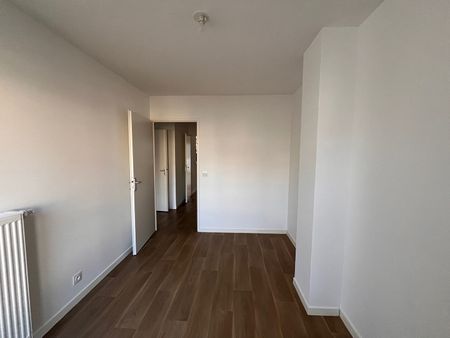 Appartement T4 quartier docks 76 - Photo 2