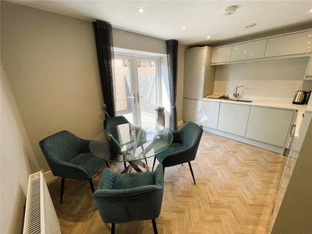 2 bedroom apartment to rent - Photo 2