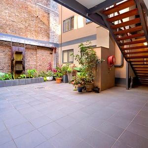 Stylish Warehouse Living in the Heart of Chippendale - Photo 2