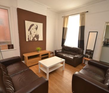 1 bed Mid Terraced House for Rent - Photo 2