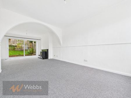 3 bedroom detached house to rent - Photo 2