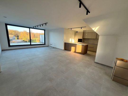 Dakappartement - Te huur - Photo 1