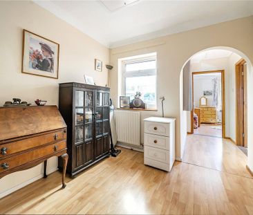 4 bedroom bungalow to rent - Photo 4