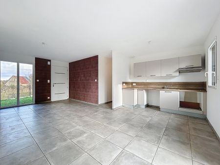 Location Maison 4 pièces 70m² HAMBYE 50450 - Photo 5