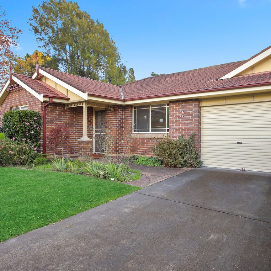Peaceful Living, Perfect Location! - Photo 1