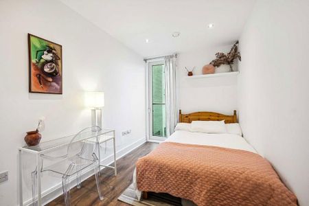 2 bedroom flat to rent - Photo 4