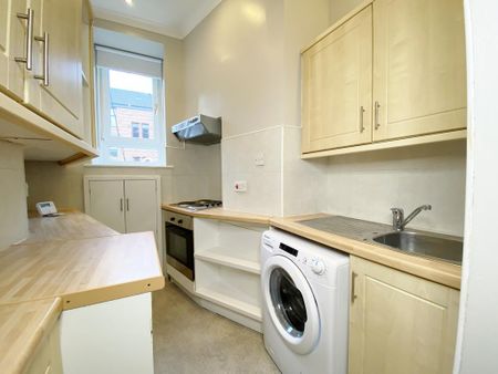 1 bedroom apartment to rent - Photo 2