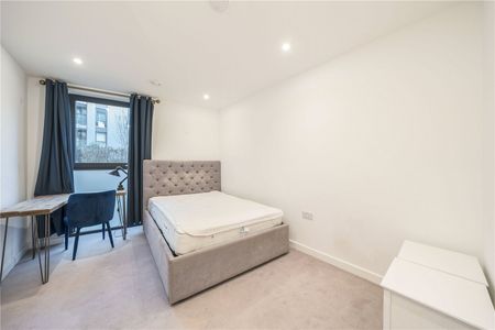 Hawthorne Crescent, Greenwich Peninsula, SE10, London - Photo 2