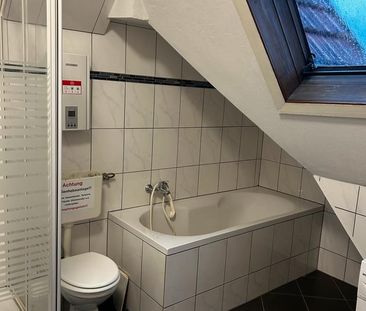Zentrale 2,5-Zimmer-Dachgeschosswohnung in Fulda - Foto 1