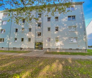 Geräummige 3 Zimmer Wohnung mit Balkon! - Photo 1