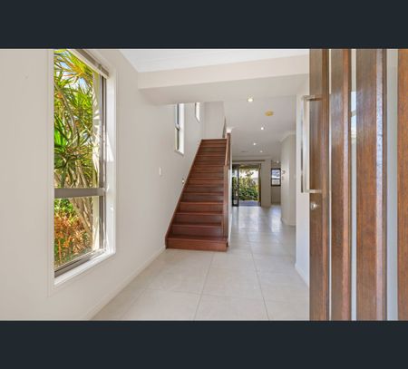 4 Dongola Street, Durack, Qld 4077 - Photo 4