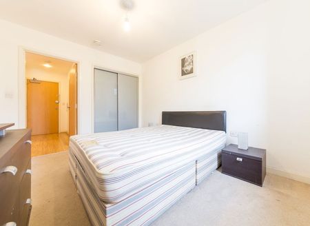 Arboretum Place Barking, IG11 - Photo 2