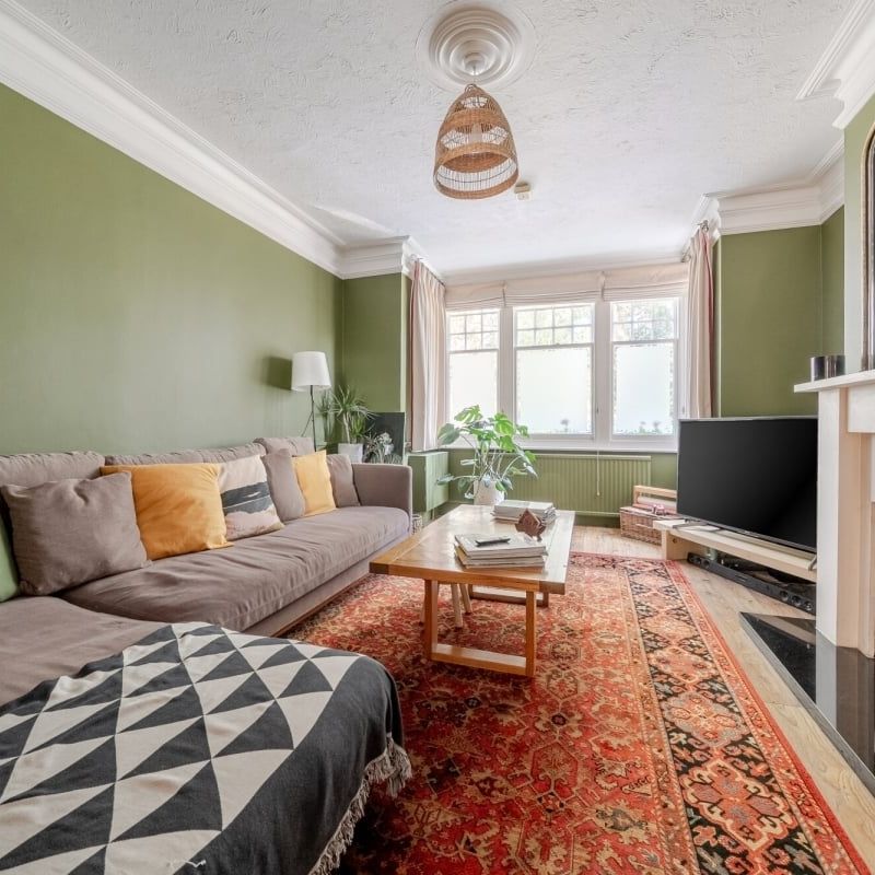 4 bedroom semi-detached house to rent - Photo 1