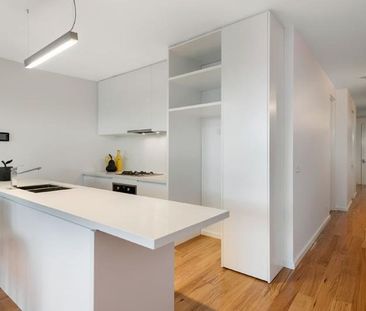 G02/677 Glen Huntly Rd, Caulfield VIC 3162 - Apartment For Rent | D... - Photo 3