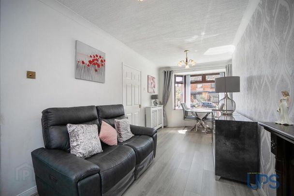 37 Andersonstown Park, Belfast, BT11 8FG - Photo 1