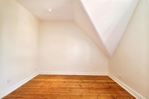 2 bedroom penthouse to rent - Photo 1