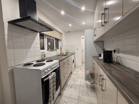 Room 1, Ida Road, WS2, Property for rent - Photo 4