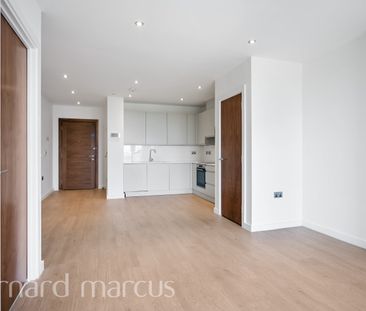 Sutton Court Road, Sutton - Photo 2