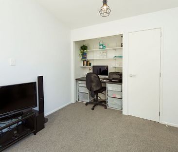 Cosy 2 bedroom in Stanmore Bay - Photo 6