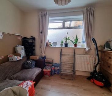 Canterbury Road, Watford, WD17 - Photo 3