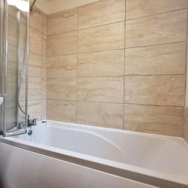 Hawthorne Avenue, Nantwich, CW5 - Photo 1