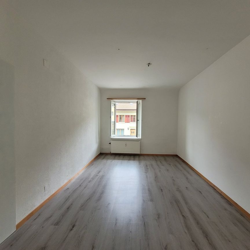 Gemütliche 2.5-Zimmer-Wohnung in Läufelfingen – sofort verfügbar! - Photo 1