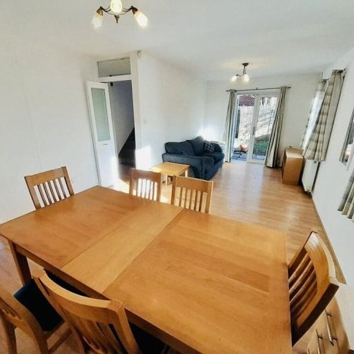 Consul Court, Cambridge £1,650 pcm ⓘ The monthly or weekly payment required by the landlord. Read our glossary page , 3 bedrooms, end terrace house, to let * Tenant info - Photo 1