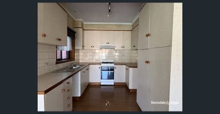 WALKING DISTANCE TO CBD - Photo 4