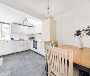 2 bedroom semi-detached house to rent - Photo 3