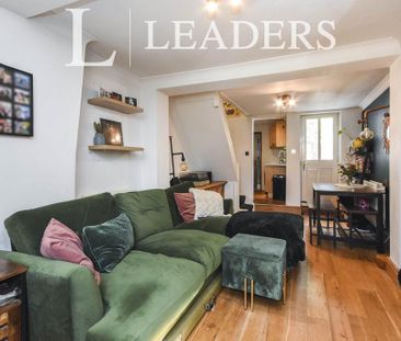 2 bedroom terraced house to rent - Photo 3