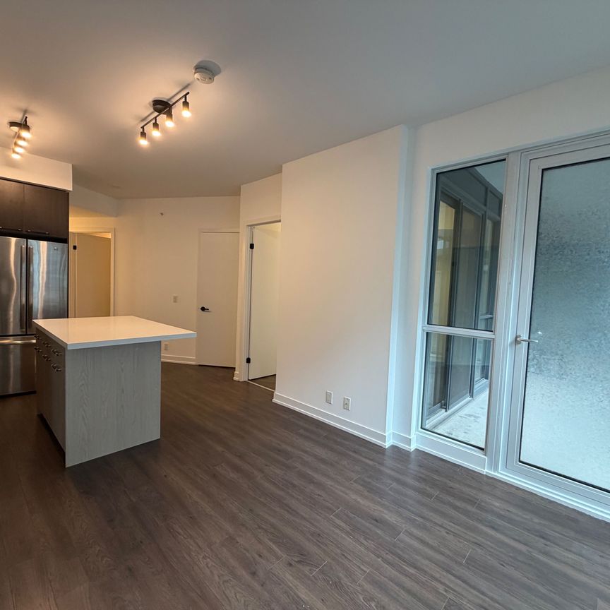 For Lease - 10 Park Lawn Road Unit# 522, Toronto, Ontario - Photo 1