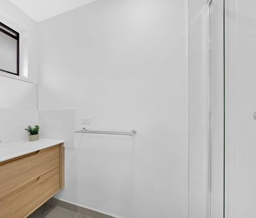 38 Ebony Drive, Bundoora, Vic 3083 - Photo 2