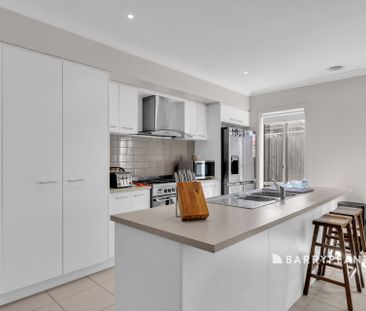 Spacious Family Home with Multiple Living Areas - Photo 4