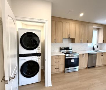 For Lease - 104 Mitchell Place, Newmarket, Ontario - Photo 2