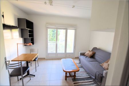 Location Appartement 1 pièce 18m² - Photo 2