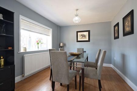 3 bedroom semi-detached house to rent - Photo 2